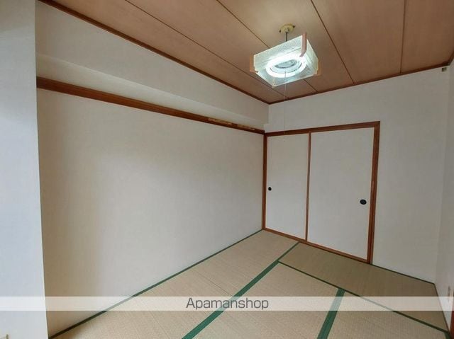 コートパレスの内装写真