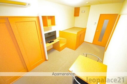 レオパレスエクセレント[1K/22.35m2]のリビング・居間