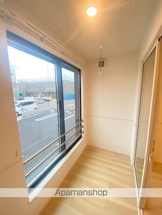 千葉県成田市西三里塚[1LDK/50.01m2]のバルコニー