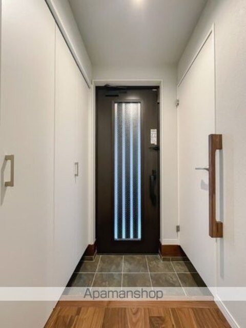 東京都中野区白鷺２丁目[3LDK/70.59m2]の玄関