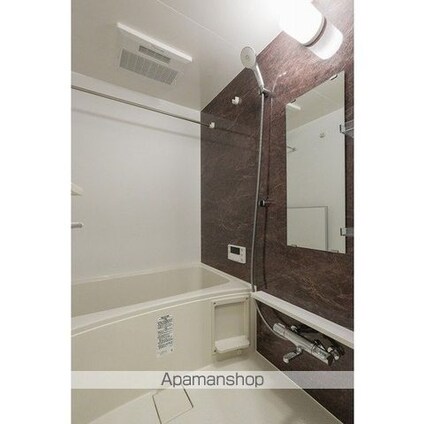 コンフォリア・リヴ西蒲田[2DK/35.31m2]のバス