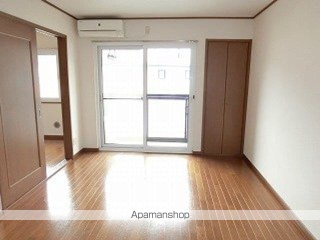 ストリームAの内装写真