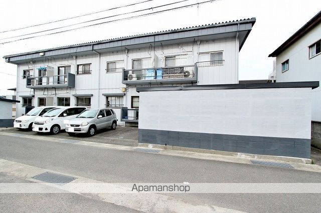 蔵本マンションの外観写真