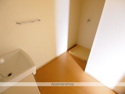 ホワイトプラザ会津[2SLDK/65.8m2]の洗面所