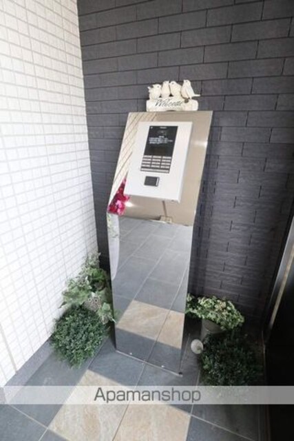 東京都立川市栄町５丁目[2LDK/73.91m2]の共用部1