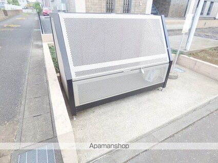 グランドセントレア８８８　Ａ・Ｂ[1K/33.32m2]の外観4