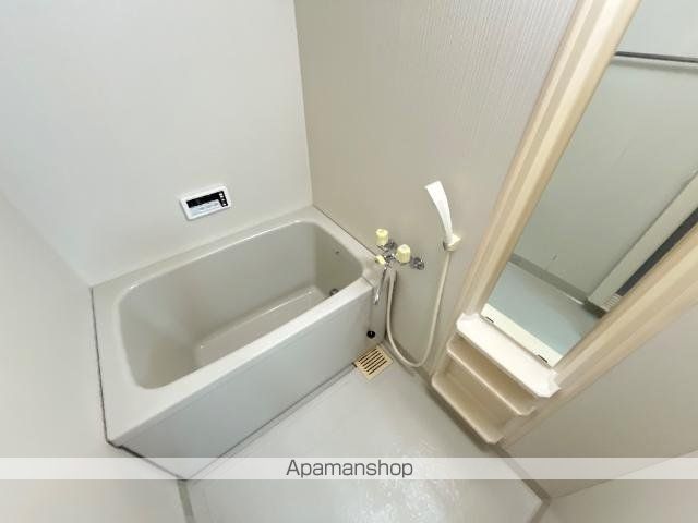 コンフォース亀山IIの内装写真