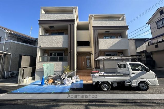 ラウレア吹田山手の外観写真