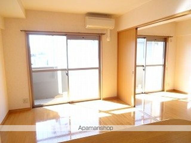 グレイスフル光の森の内装写真