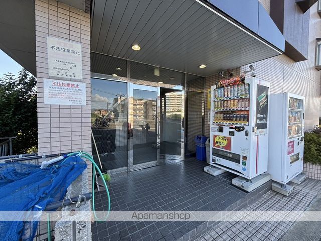 シャンテー牧野の玄関写真
