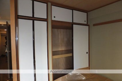 東京都三鷹市下連雀７丁目[3LDK/71.5m2]の収納