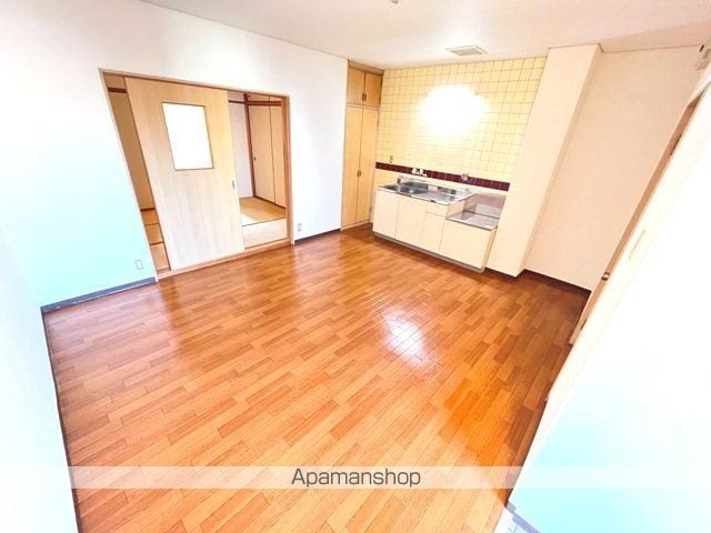 グリーンハイツ三栗の内装写真