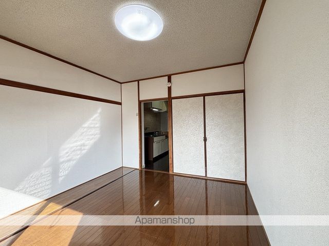 津田ハイツの内装写真