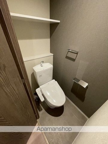 コンフォリア・リヴ東梅田の内装写真