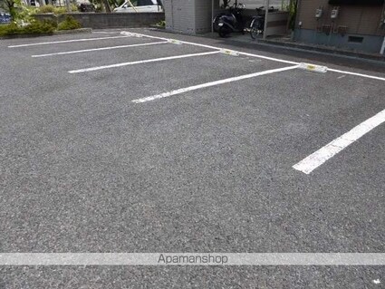 ディアスヤマーニＣ棟[2DK/47.28m2]の駐車場