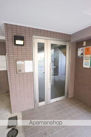 シティライフ藤ヶ丘の玄関写真