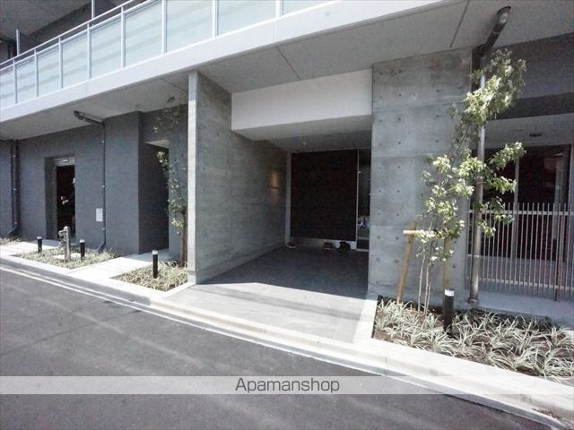 ヒヴィ・カーサ名駅西の玄関写真