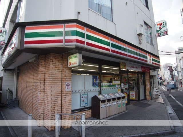 クレール・シャンブルの周辺写真