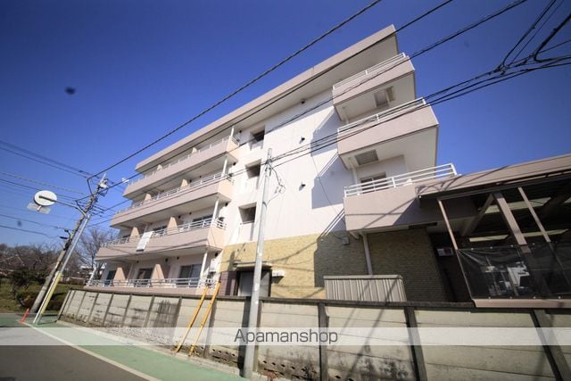 杉山マンションの外観写真
