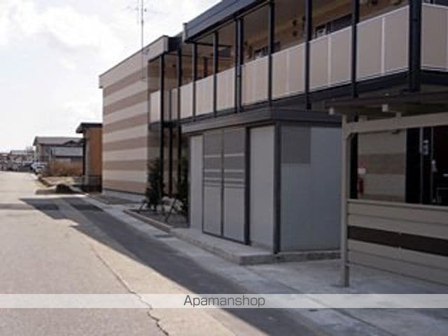 レオパレスCasaAvanceの玄関写真