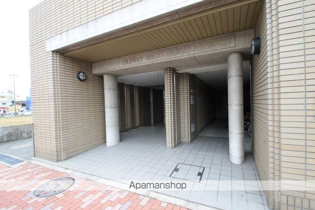 サニーサイド曽根の玄関写真