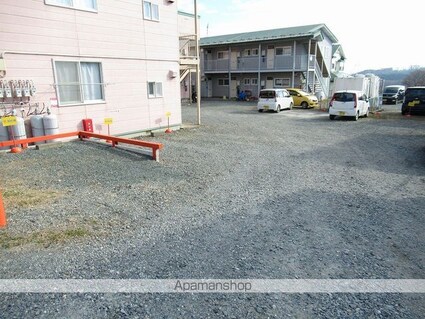 Ｍ＆Ｔ[1K/27.71m2]の駐車場2