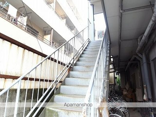 麻生嶋第1ハイツの玄関写真