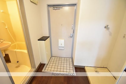 ハイツＡ＆Ｋ[1R/23.03m2]の玄関