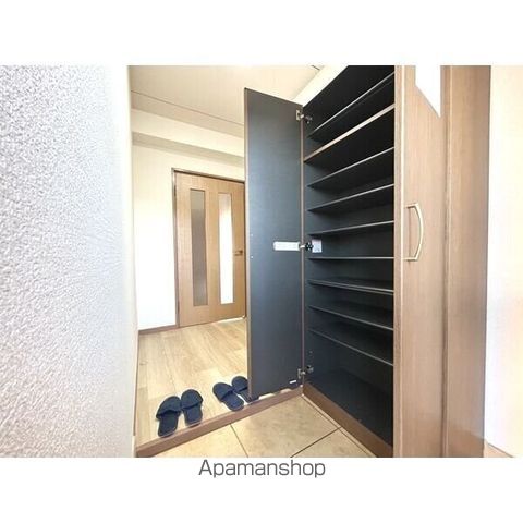 ロイヤルマンション丁田の内装写真