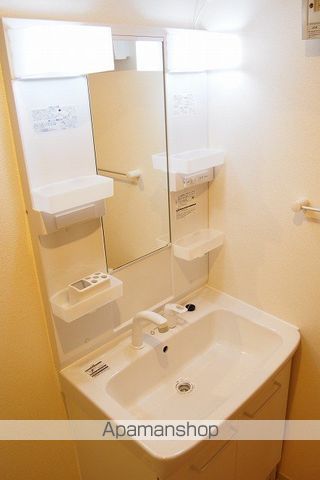 シャネル アイの内装写真