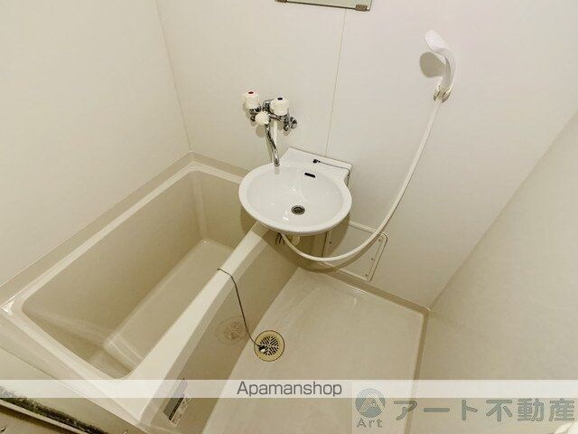 レオパレスフレンド[1K/26.08m2]のバス