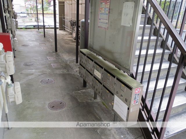 ファーロ中山IIの玄関写真