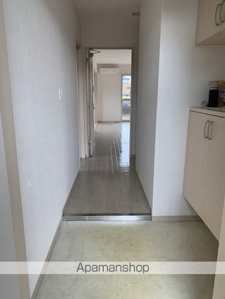 フォブールロジュマンⅡ[2LDK/59.85m2]の玄関
