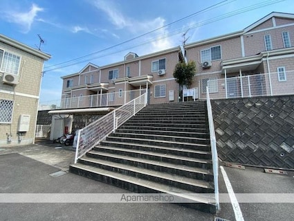 エルピーダＭ　Ｃ棟[2LDK/56.8m2]の外観3