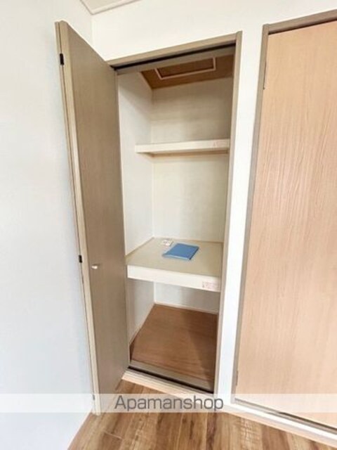 ウィズ秀和Ⅱ[1K/19.8m2]の収納