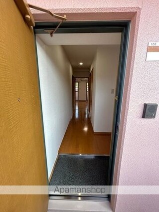 パレボヌール[1LDK/45m2]の玄関