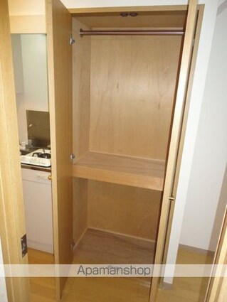 ＣＯＮＦＯＲ東山[1K/16.78m2]の収納