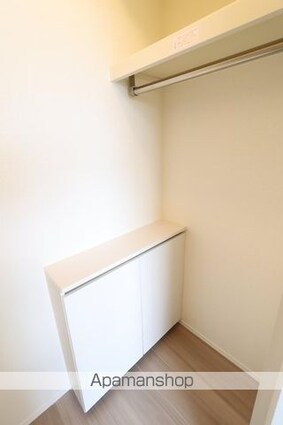 ファルコンベース若宮[1LDK/42.62m2]の収納