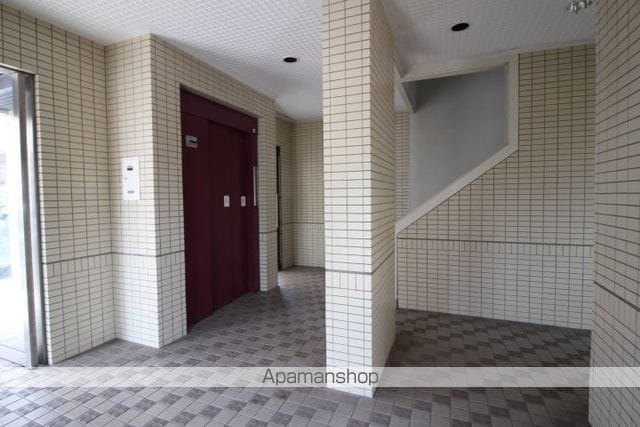 グランデュール後楽園の玄関写真