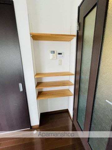 ライトクロト名港の内装写真