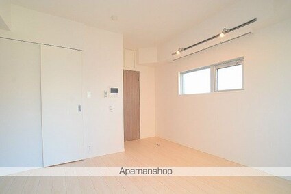 東京都江東区亀戸４丁目[1K/25.98m2]の玄関