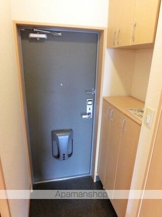 ベル・グラース[1K/30m2]の玄関