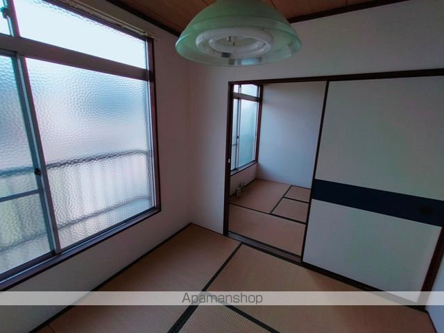西ハイツの内装写真