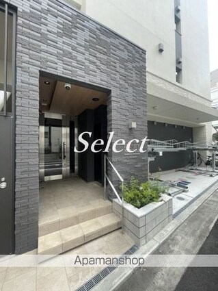 コンフォリア・リヴ関内[1R/42.59m2]のエントランス