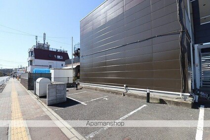 レオパレスファンタジスタ[1K/19.87m2]の駐車場