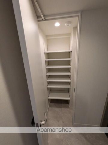シーズンフラッツ町屋の内装写真