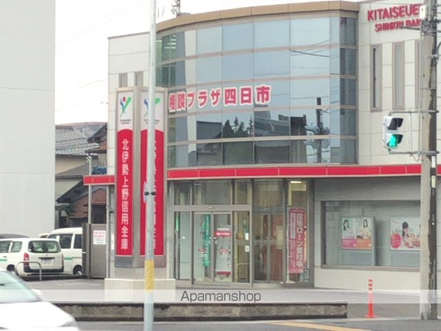 コンフォースの周辺写真