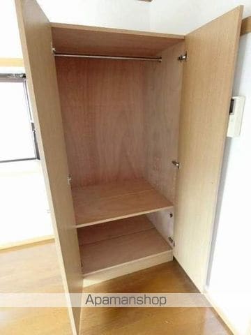 サンローレルの内装写真