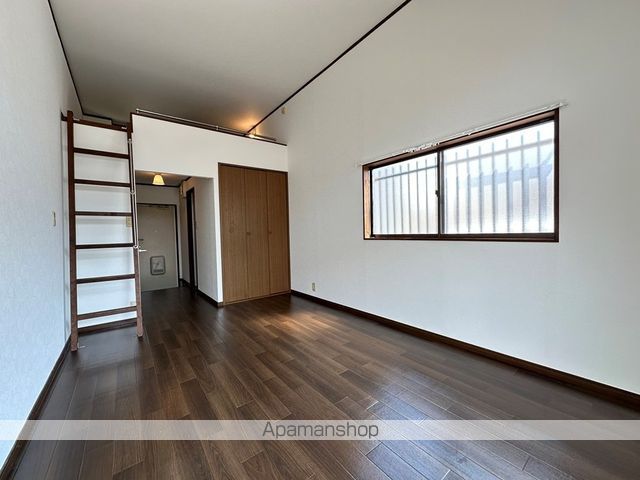 イーストIIの内装写真