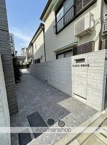 PASEO荏原中延の玄関写真
